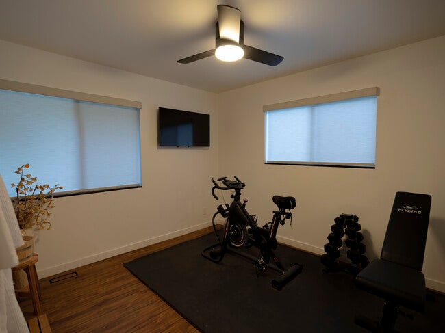 Building Photo - 24568 Albrun Dr