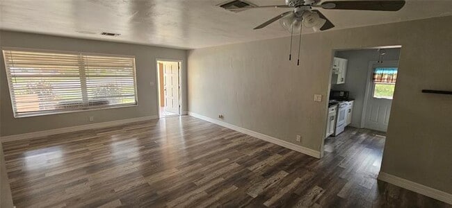 Building Photo - 6257 Margate Blvd