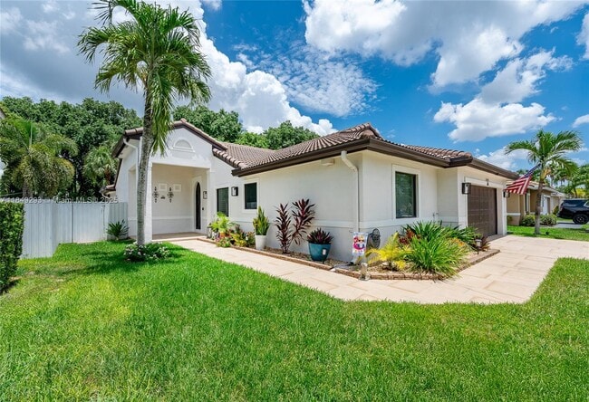 Primary Photo - 16185 SW 2nd Dr