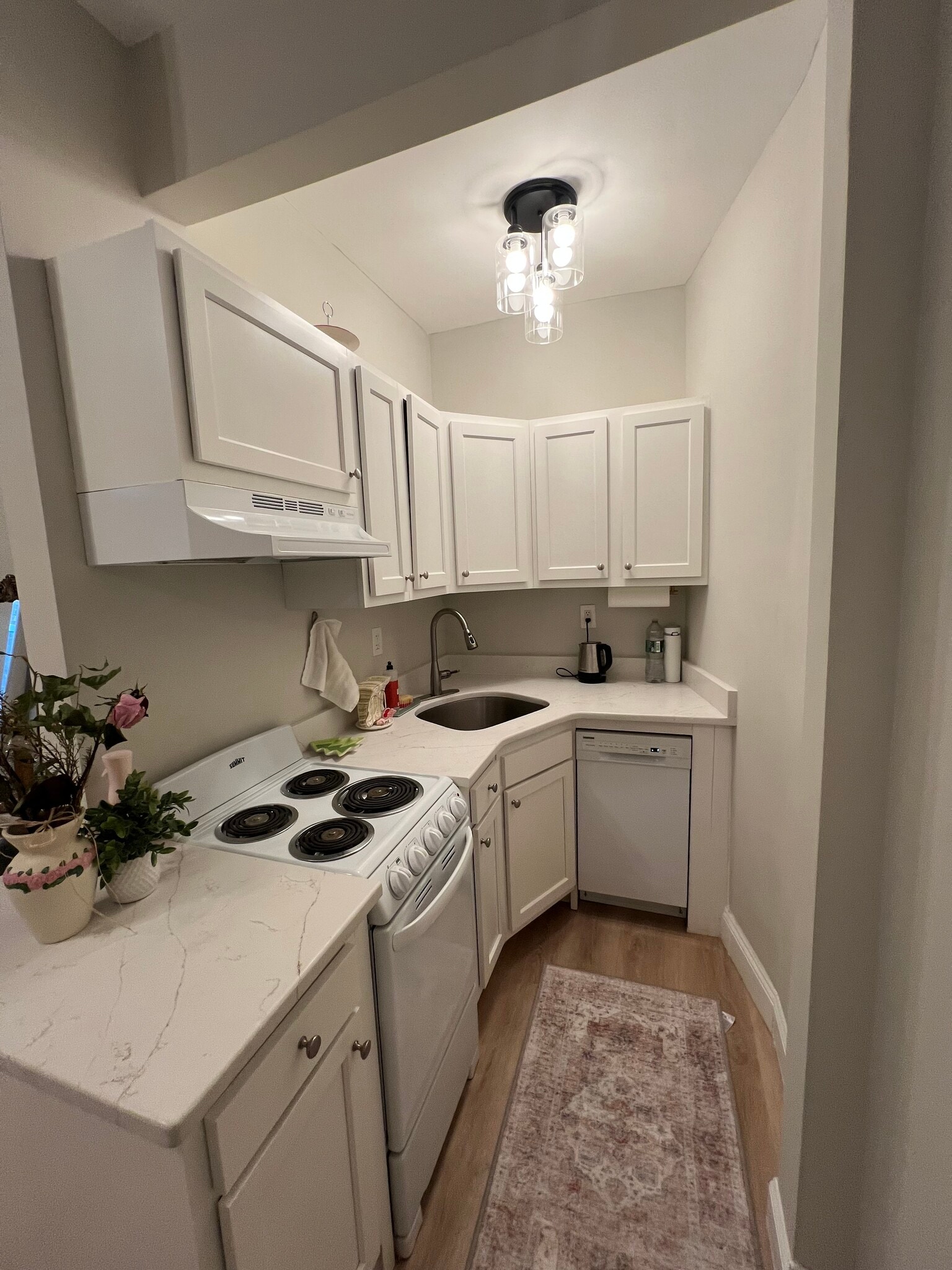 Building Photo - 38 Hemenway St