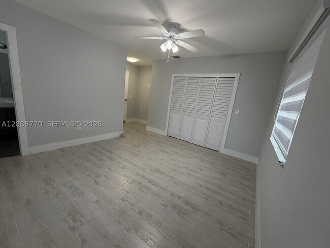 Building Photo - 630 SW 46th Ave
