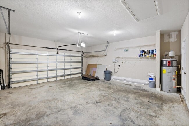 Building Photo - 8393 New Orleans Ct