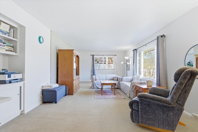 Building Photo - 2220 E Stadium Blvd