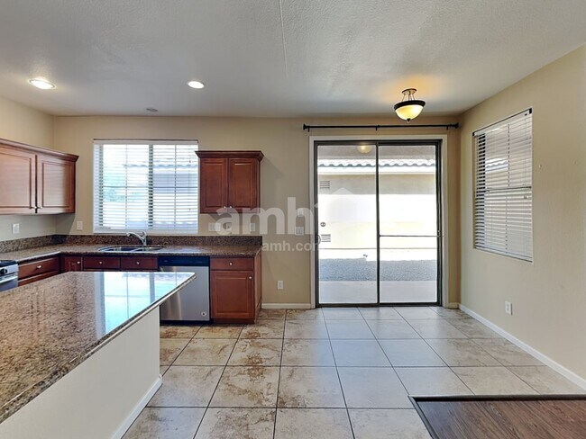 Building Photo - 2190 N 135th Dr