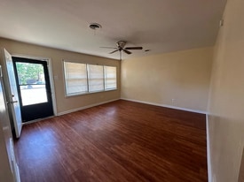 Building Photo - 3024 57th St