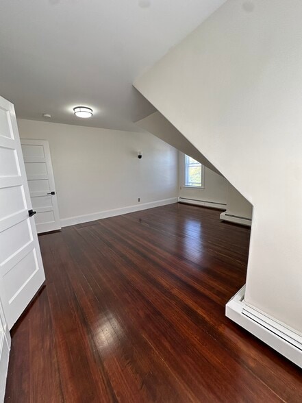 bedroom 3 - 293 Main St