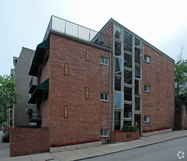 Primary Photo - Hatch Mews