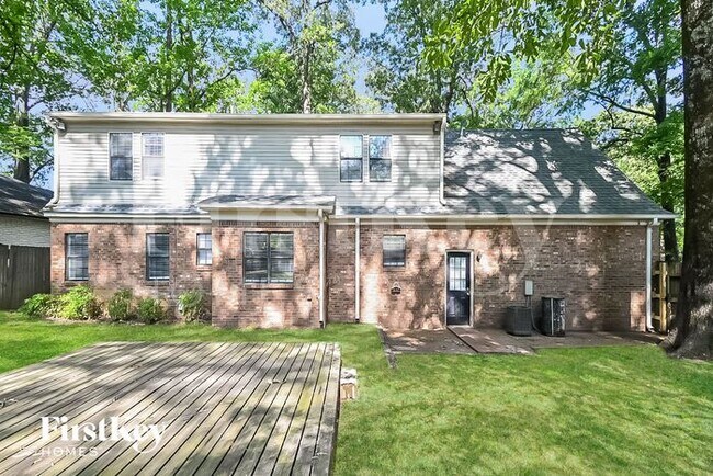 Building Photo - 2530 Doe Run Ln