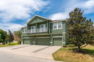 Building Photo - Nice 2/2 Condo w/Garage in Villas of East ...