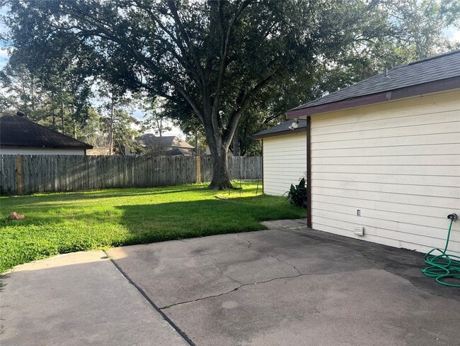 Building Photo - 7510 Creek Glen Dr