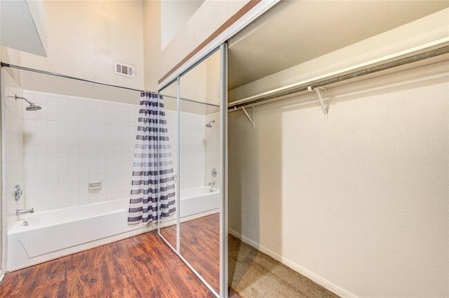 Building Photo - 8746 E Rylander Cir