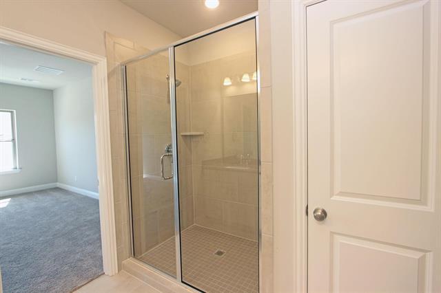Building Photo - 4255 Shavano Dr