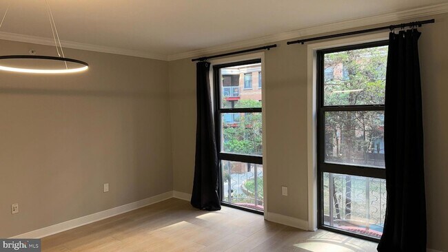 Building Photo - 616 E Street NW Unit 308