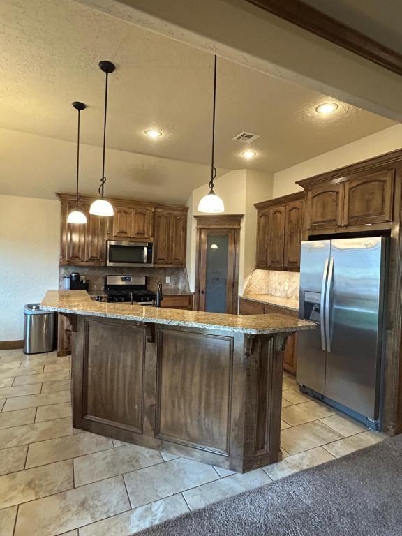 Building Photo - 1518 Scenic Ridge
