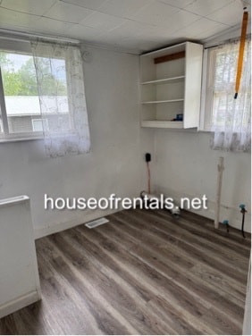 Building Photo - 401 Missouri Ave