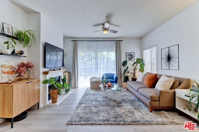 Building Photo - 2960 Champion Way