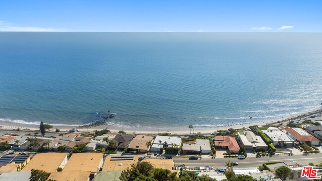 Building Photo - 18111 W Coastline Dr