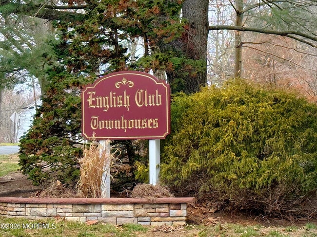 Building Photo - 68 English Club Dr