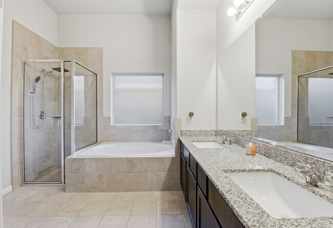 Building Photo - 8434 Beacon Bay Cir