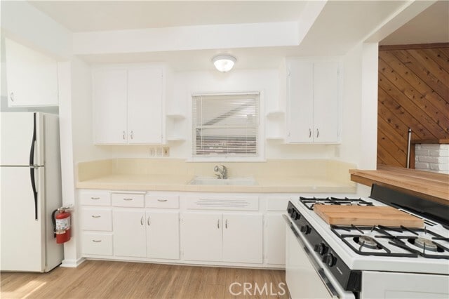 Building Photo - 440 31st St