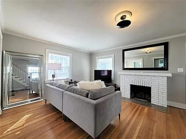 Building Photo - Kansas City sweet Homes