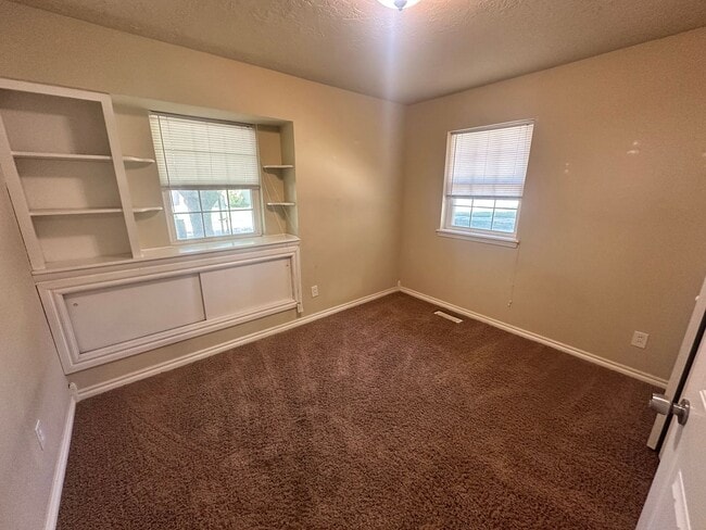 Building Photo - Beautiful 3 Bedroom Home for Rent in Norman, Oklahoma