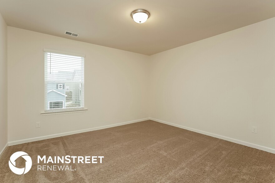 Building Photo - 309 Sportsman Dr