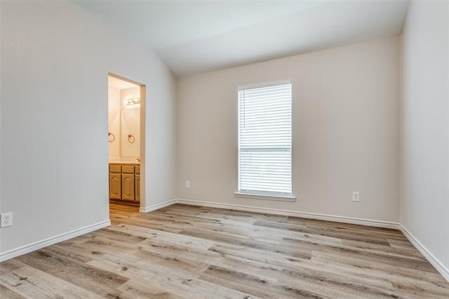 Building Photo - 529 Lochwood Dr