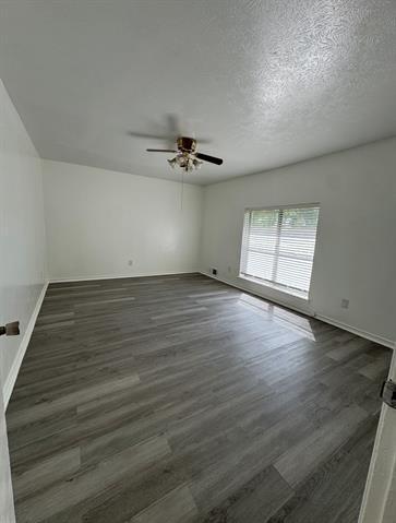 Building Photo - 7747 Dentcrest Dr