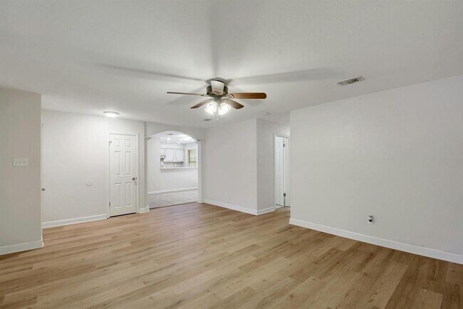 Building Photo - 2503 Star Grass Cir