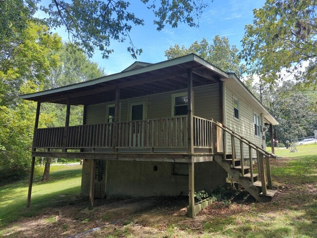 Building Photo - 3-Bedroom House in Ooltewah
