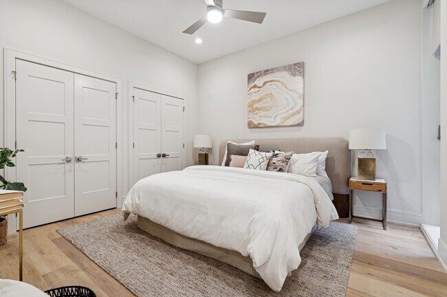 Building Photo - 3951 N Wayne Ave