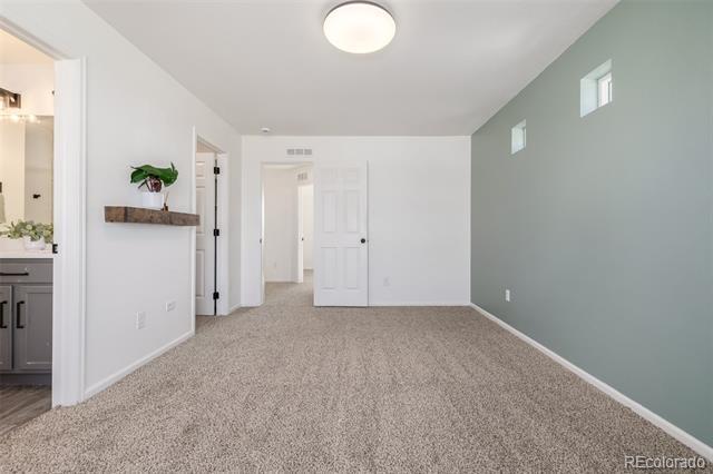 Building Photo - 26116 E Byers Pl