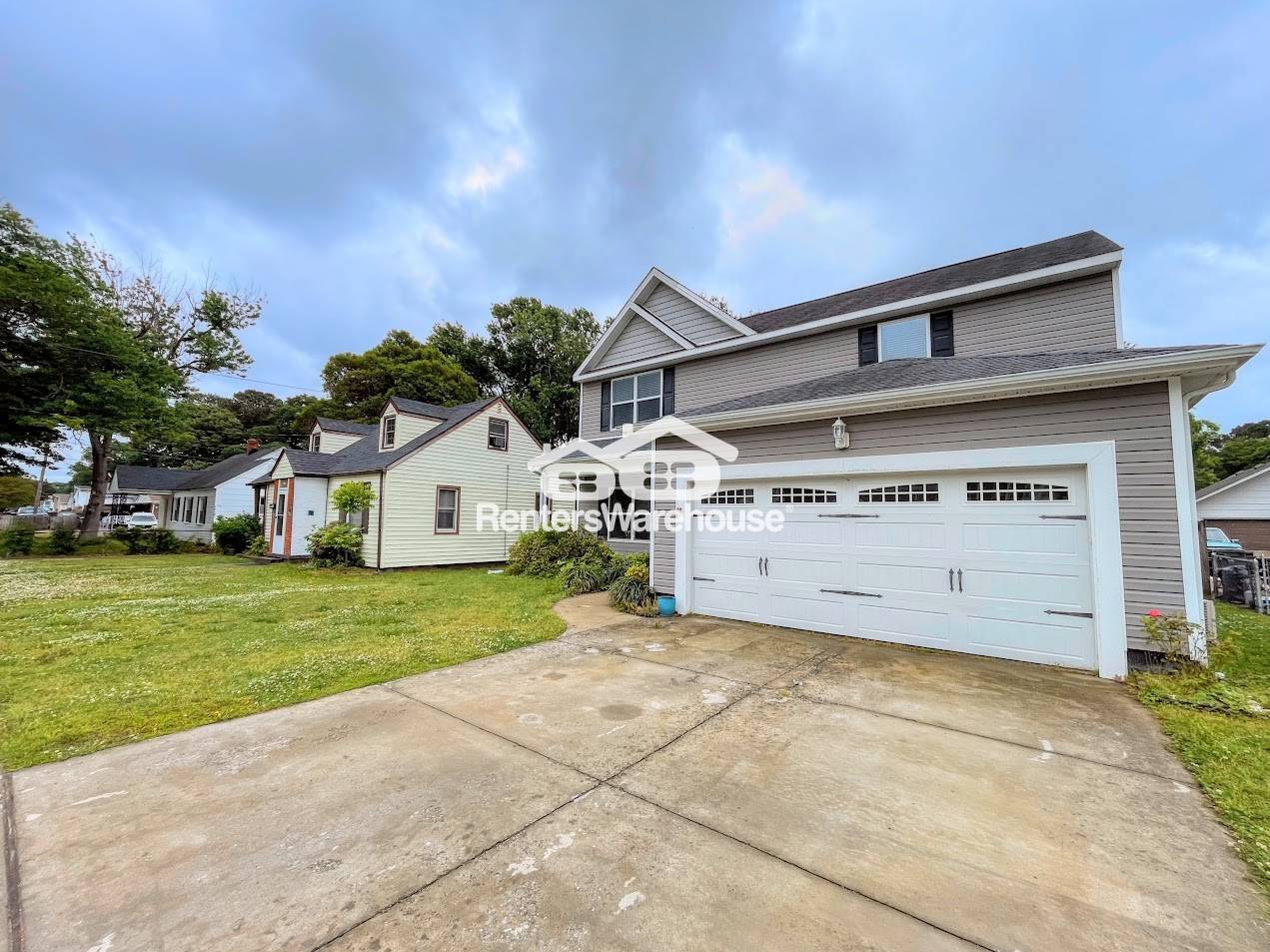 Building Photo - 3925 Krick St