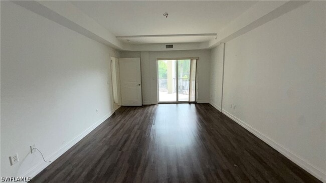 Building Photo - 1100 Pine Ridge Rd