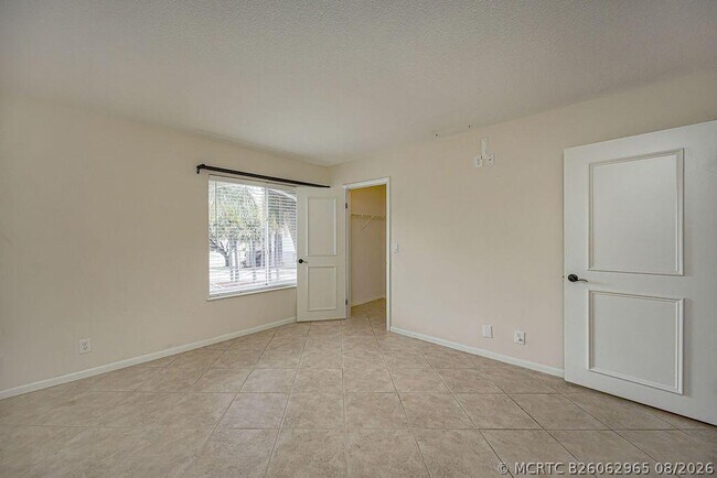 Building Photo - 815 Boynton Beach Blvd