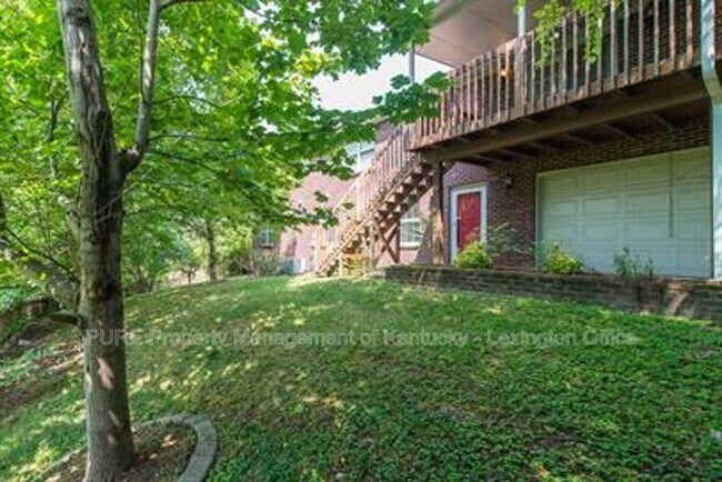 Building Photo - 3019 Emily Ct