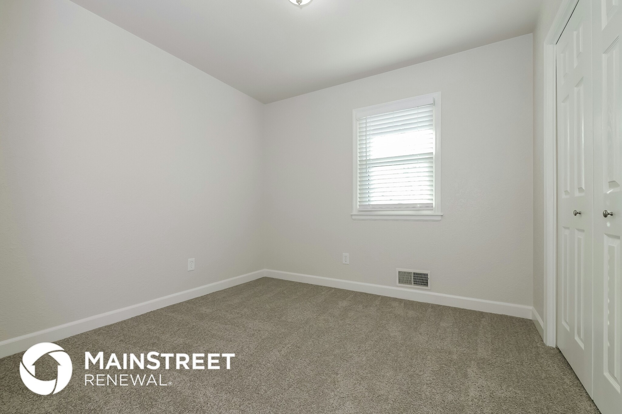 Building Photo - 12005 E 57 Terrace