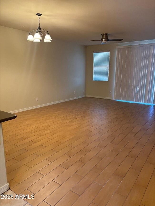 Building Photo - 2140 W Tallgrass Trail