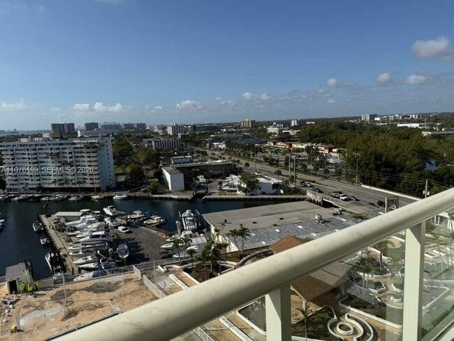 Building Photo - 13499 Biscayne Blvd