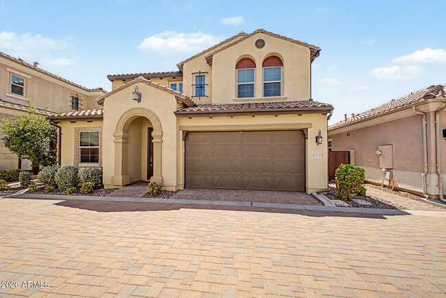 Building Photo - 4128 S Greythorne Way
