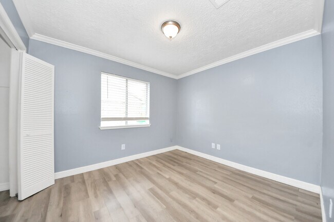 Bedroom - 26722 Cypresswood Dr