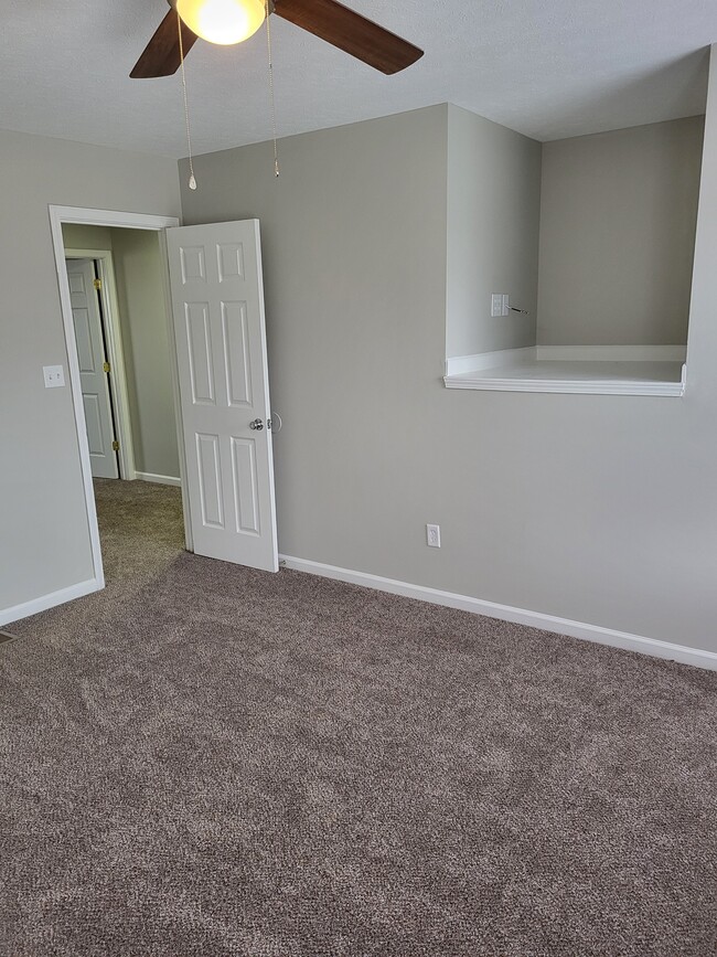 Building Photo - 1019 Brooklyn Blvd