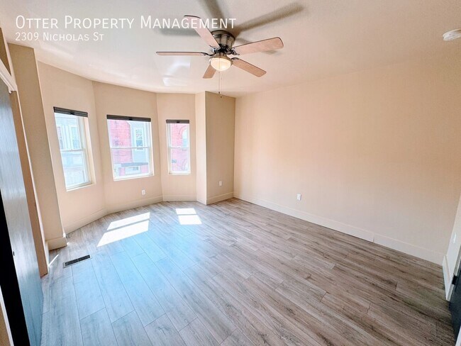 Building Photo - 2309 Nicholas St