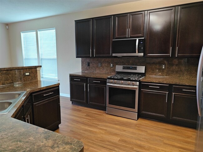 Building Photo - 7915 Moss Springs Ct