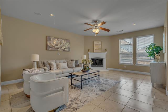 Building Photo - 3812 Fordham St