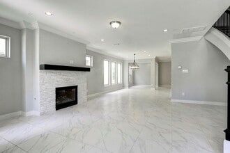 Building Photo - 13615 Teal Bluff Ln