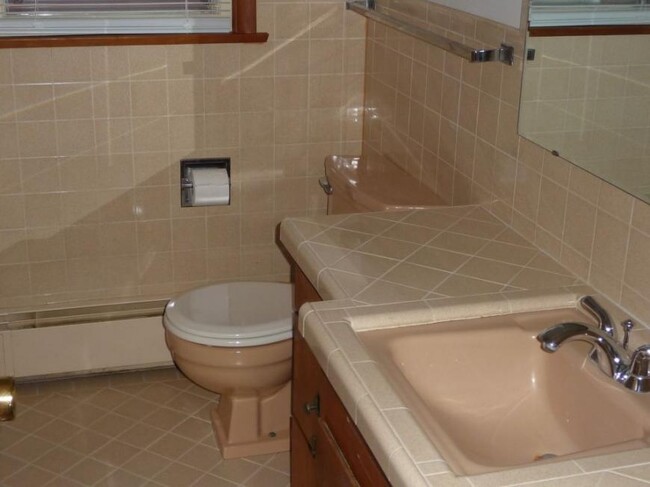Building Photo - 2 bedroom in Billings MT 59102