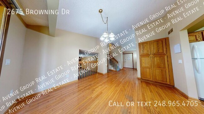 Building Photo - 2675 Browning Dr