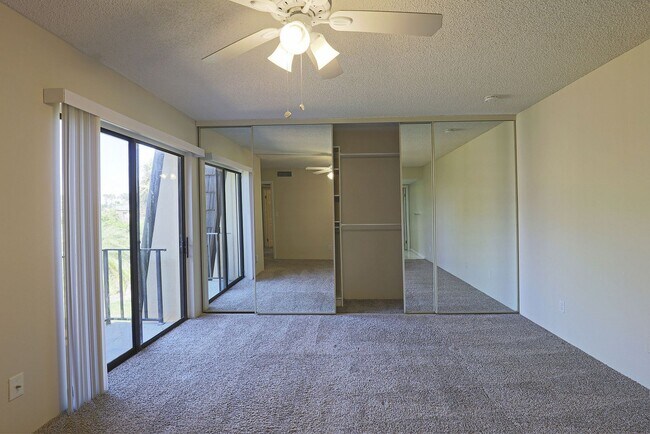 Building Photo - Parkwoods 12353-1